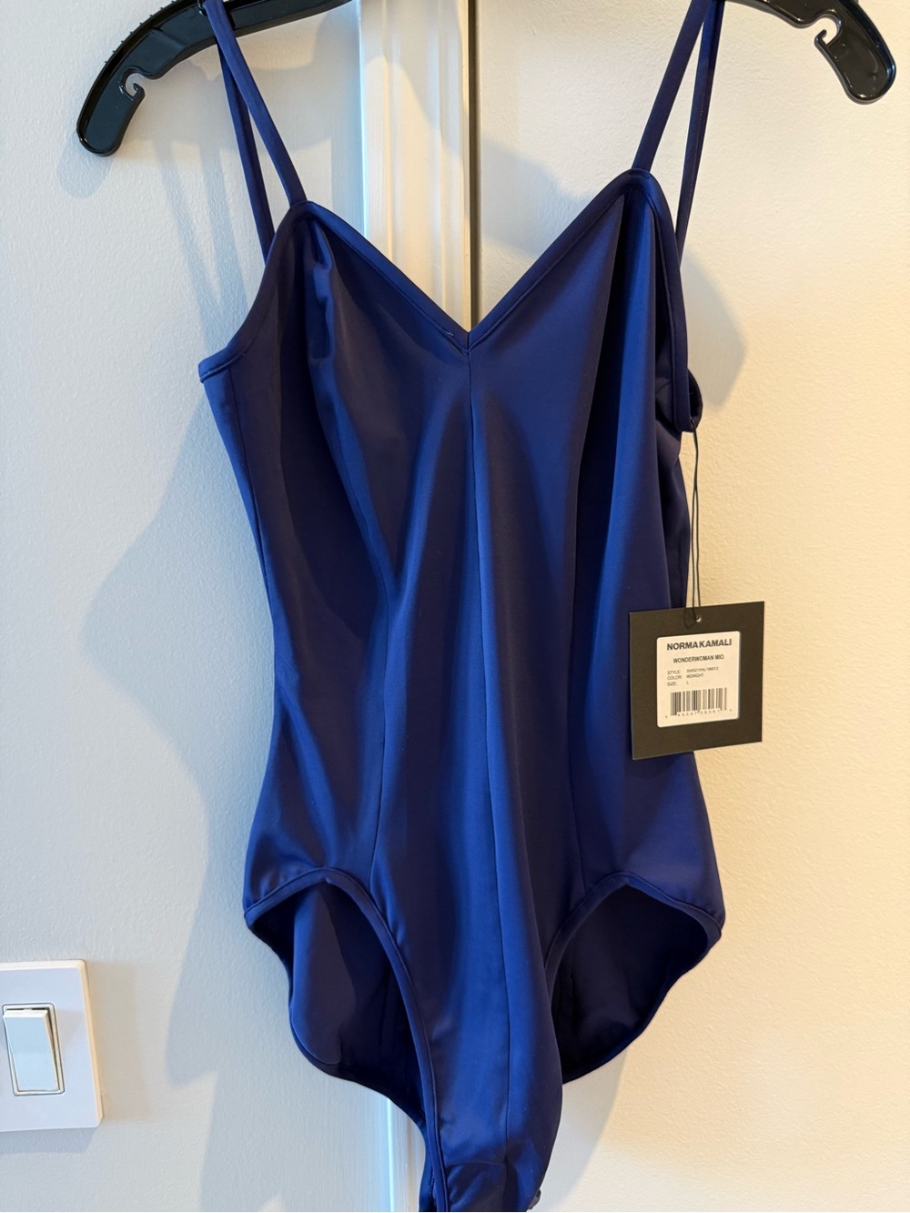 NORMA KAMALI BLUE WONDERWOMAN MIO